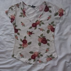 RUE 21 FLORAL TOP